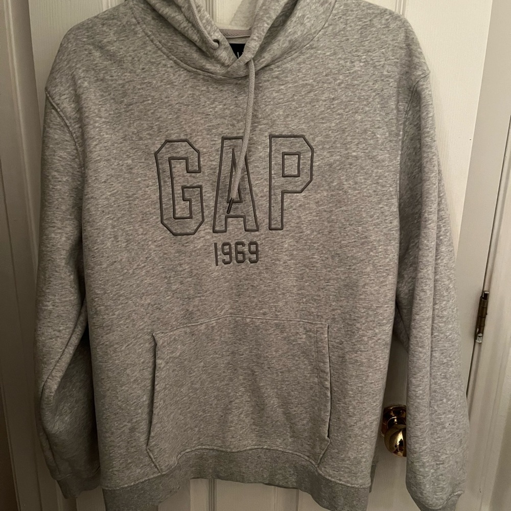Gap hoodie!!